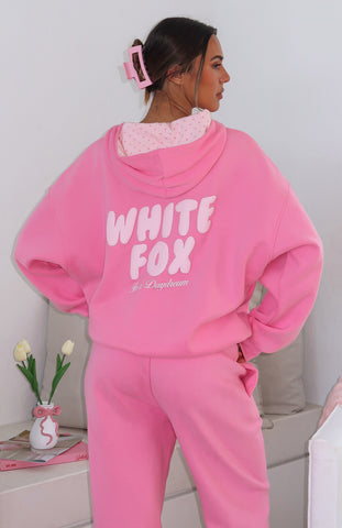 shop the daydreamers lounge collection