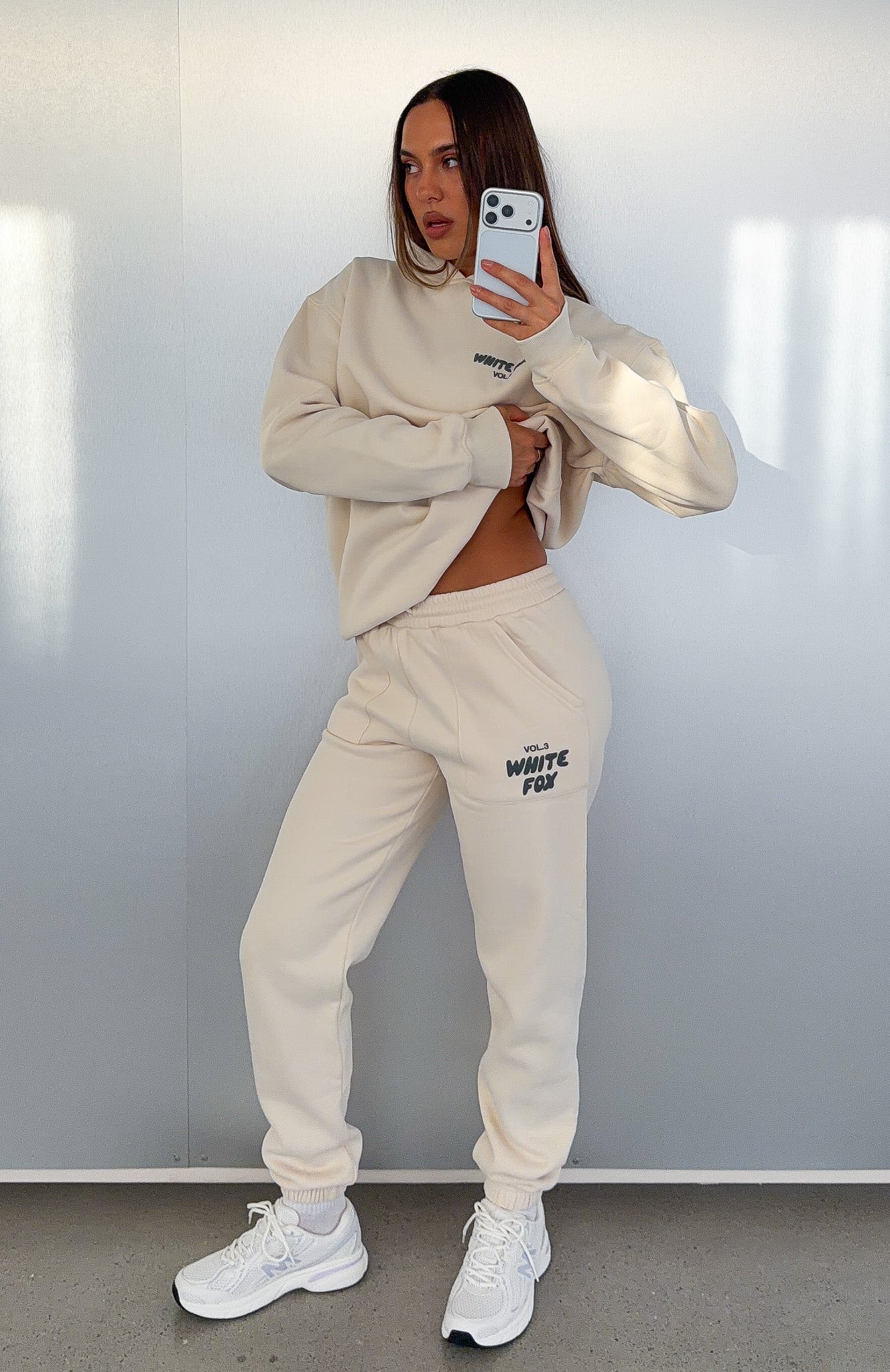 Offstage Sweatpants Pebble | White Fox Boutique UK