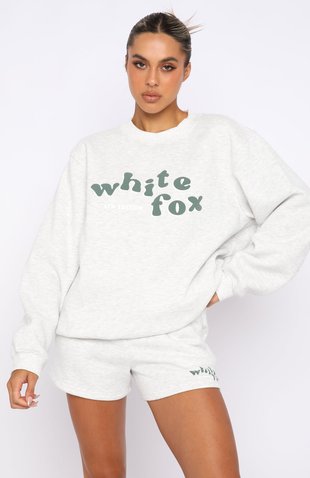 White Fox Boutique Sweatshirt 3d mon