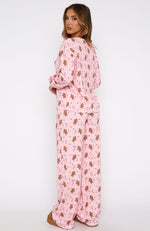 Staying Snug Long Sleeve Pyjama Set Pink Gingerbread