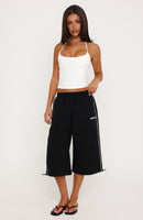 Willing To Do Relaxed Cargo Capris Black