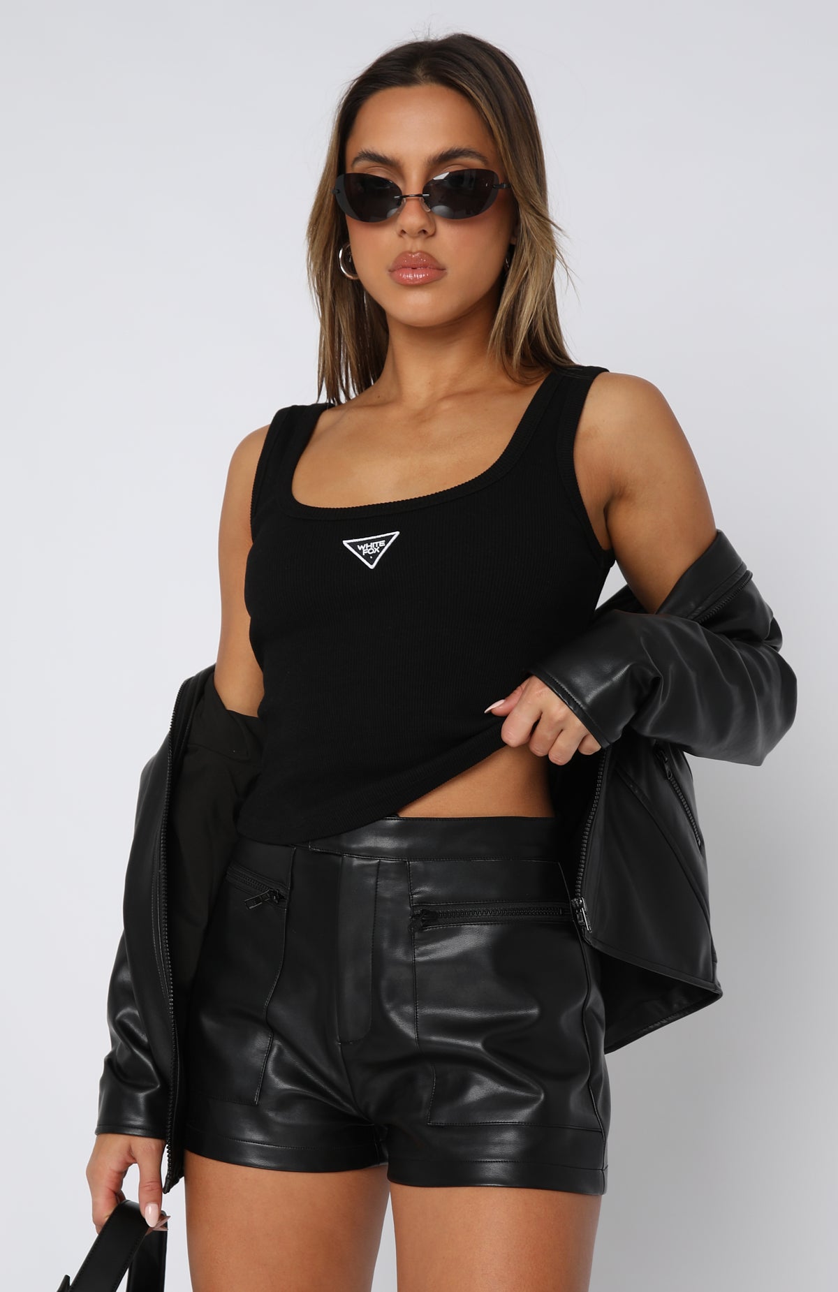 20.07.23-241971_2560x.